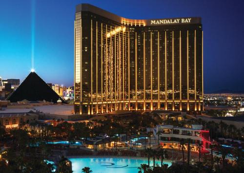 Las Vegas Strip Resort | Mandalay Bay
