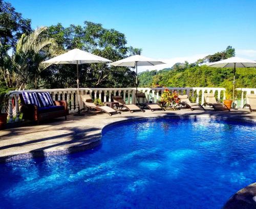 Tres Rios Cabin | Mango Tree Villas