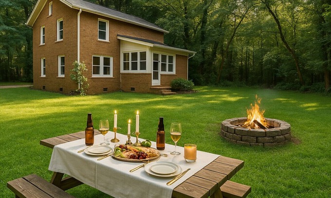 Forest Oaks House | Manila Ridge Escape | Trails, Fire Pit, 50 Acres