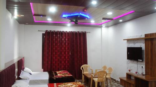 Dalhousie House | Manimahesh Home Stay