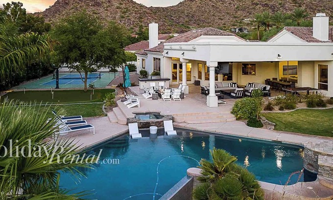 Paradise Valley House | Manor Retreat - Contemporary Luxury Villa w/Picture Perfect Mountain Views!