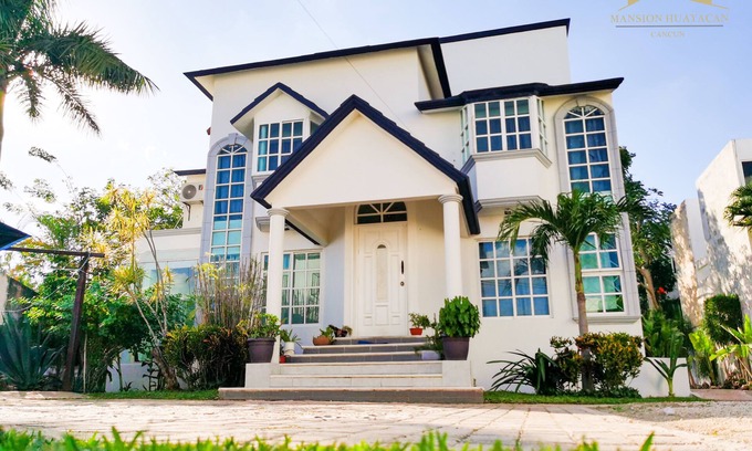 Cancun Villa | Mansion Huayacan Cancun