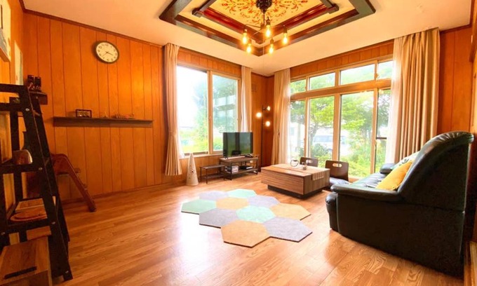 Shiraoi House | Manyi's Onsen House 天然温泉マンイの湯