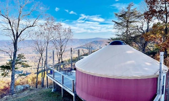 Rising Fawn House | Maple Yurt Lookout Mountain Chattanooga Glamping
