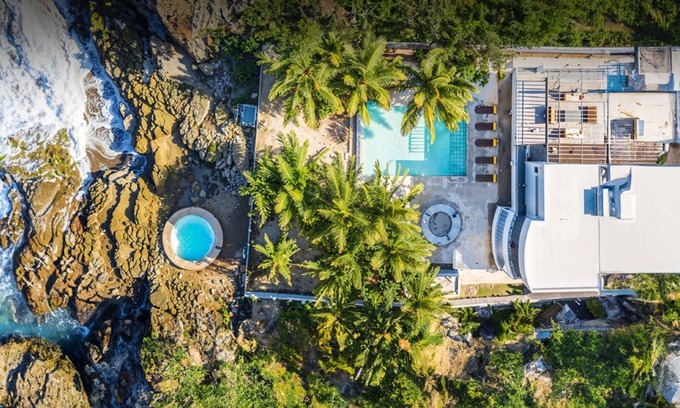 Los Cerros Villa | Mara Grande - Exquisite Large Group Oceanfront Rental Villa