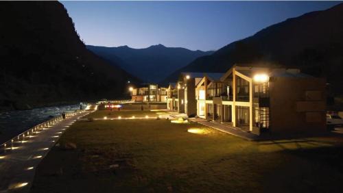 Khyber Pakhtunkhwa Hotel | Marco Polo Resort Kaghan