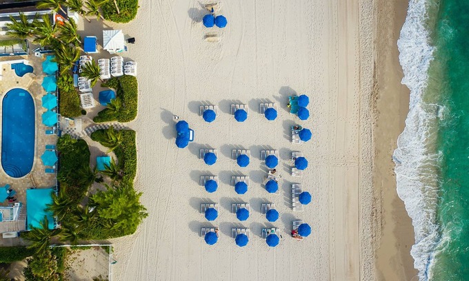 Sunny Isles Beach Hotel | Marenas Ocean View 1 Bedroom Apartment