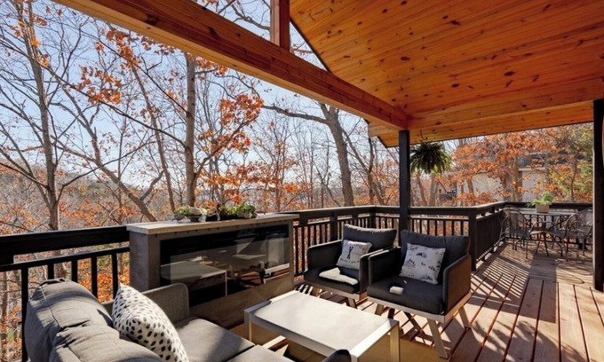 Osage Beach House | Margarita Dreams – Osage Beach - Margaritaville Resort, Winter Months, sleeps 8