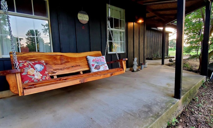 Cecil House | Margie's Coop. Country living on a real Christmas Tree Farm!