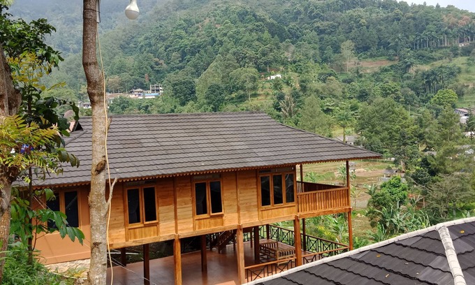 Cisarua Villa | Mari melukis kenangan mu disini