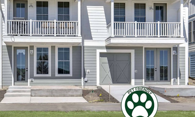 Ottawa House | Marina Tower 3 bed 2.5 bath