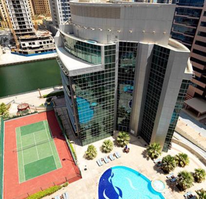 Dubai Marina Apartment | Marina view with Pool, Gym, Tennis Court, 5 mins to Beach