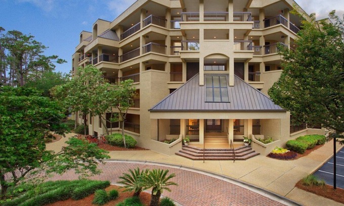 Harbour Town Resort | Marriott's Heritage Club, Full Kitchen, Access to Resort Amenities