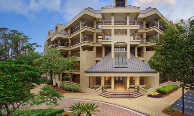 Harbour Town Hotel | Marriott's Heritage Club