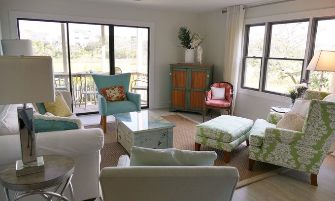 Seabrook Island Villa | MARSH/SUNSET VIEWS-DOCK/POOL-RENOVATED