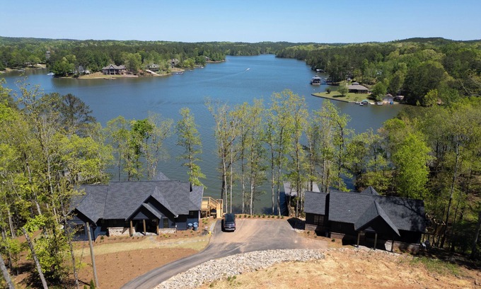 Jacksons' Gap House | Massive Lake Martin Estate - Sleeps 23