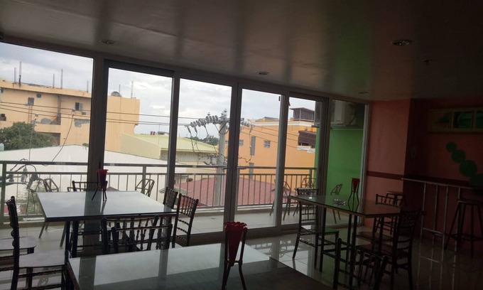 Barangay 16 Hotel | Meaco Royal Hotel - Batangas City