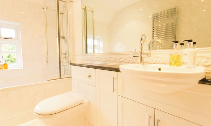 Petham Cottage | Meadow Cottage is a delightful, secluded 4 bedroom, detached period cottage.