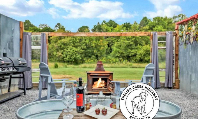 Newport House | Meadow View · Romantic Glamping Stay w/Barn, Outdoor Tub & Sauna