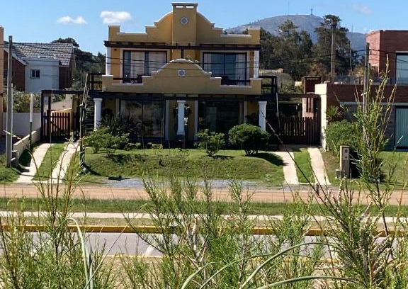 Piriapolis Apartment | Medanos del Portal