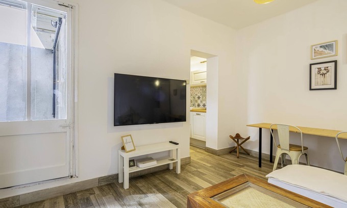 Badalona Villa | Mediterranean House in Badalona