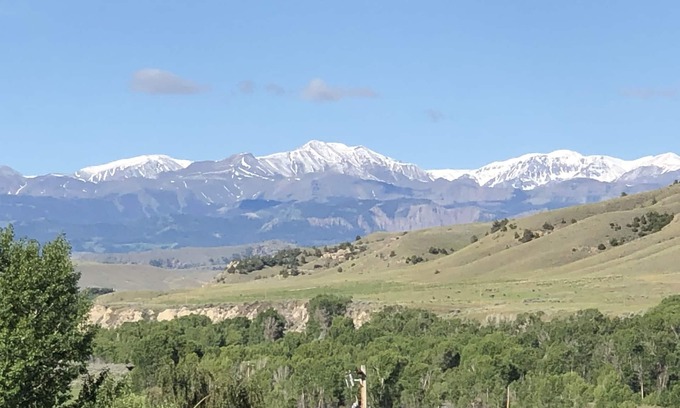 Meeteetse House | Meeteetse 3B/2B *Warm*Cozy* Great Views!*6 Adults+Kids under 18