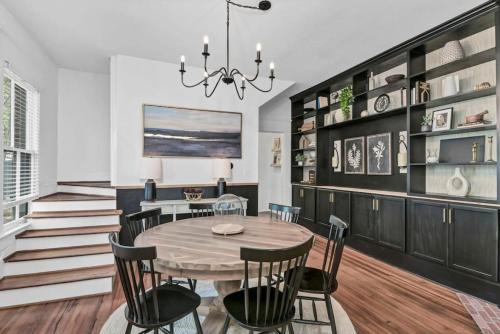 Columbia Apartment | Melrose Heights 3BR