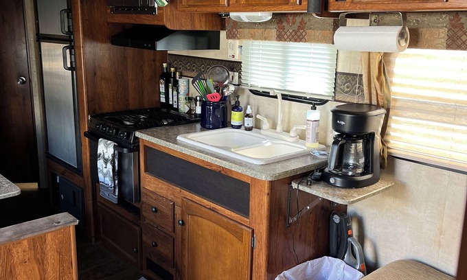 Caspar House | Mendocino Beach Hide-Away a few steps from Ocean