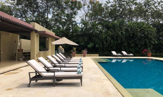 Anapoima Cottage | Mesa de Yeguas Super Luxury Bring your PET BBQ Gym XXL Pool