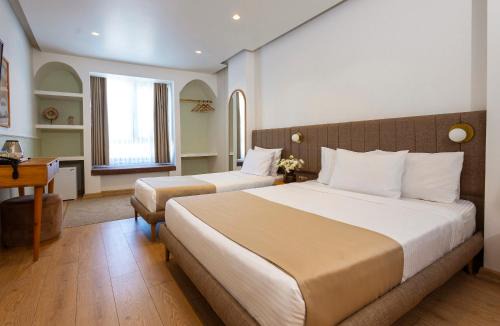 Arnavutkoy Hotel | Meshk Airport Hotel