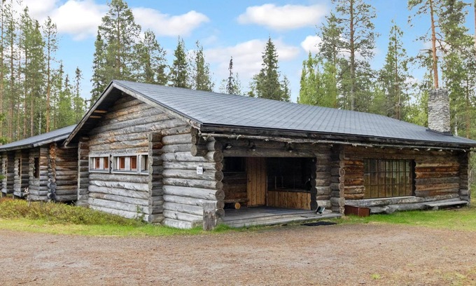 Luosto House | Metsä-luosto by Interhome