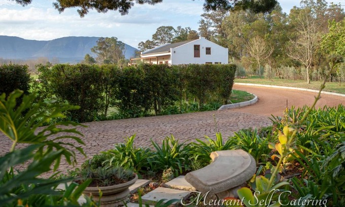 Riversdale Villa | Meurant Self Catering Family Cottage