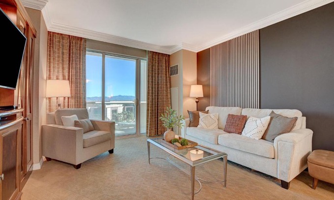 Las Vegas Apartment | MGM Signature Upgraded 1BD/2BTH SUITE w/BALCONY
