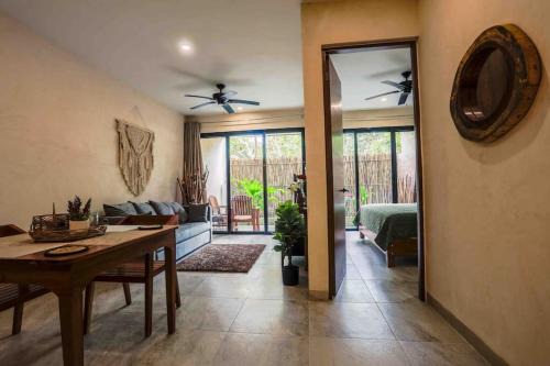 Bacalar Apartment | MICAELA apartment pool AC next to the lagoon