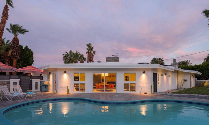 Sunrise Vista Chino House | Mid-Century Architectural Gem in the Heart of Palm Springs #5028