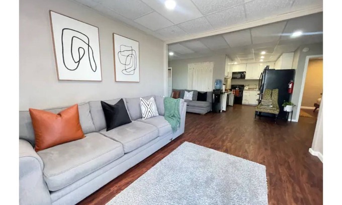 Alturas House | Mid-Century modern style 4 bedroom home