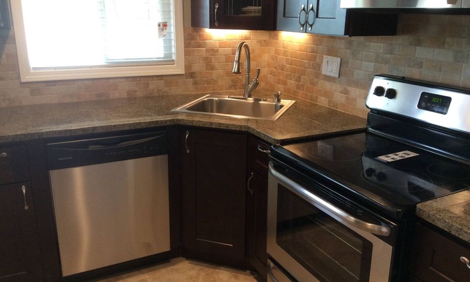 Level Green House | Midcentury Home with Modern Comfort