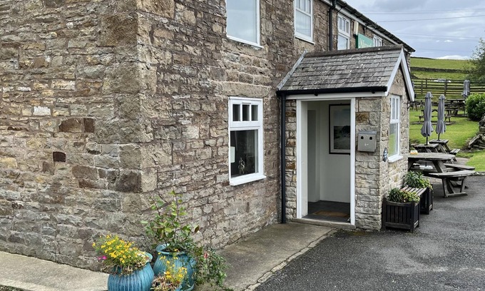 Haltwhistle Cottage | Milecastle Inn on Hadrian's Wall Near Haltwhistle