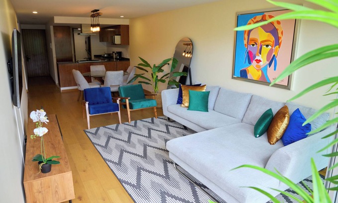 Hipodromo Apartment | Mili & Mila Condesa Apartment with Pool and Gym in Condesa