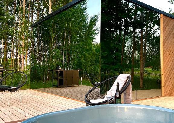 Vilusi Apartment | Mimpi Experience Peegelmajad