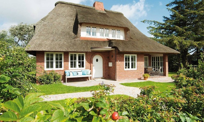 Kampen House | Min Go from A&M - Min Go