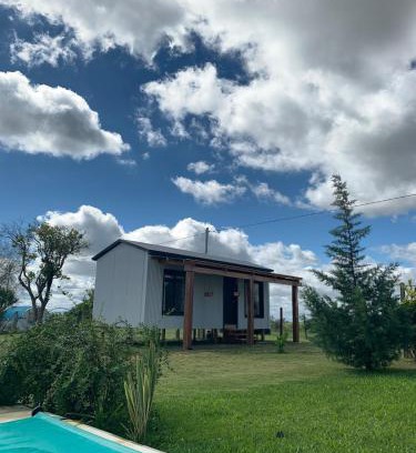 Colonial Hocker House | Minicasa Ensueño