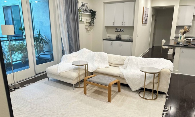 Airport Area Apartment | Minimalist Retreat in Irvine