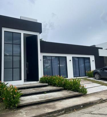 Ricaurte Villa | Mint House Escape