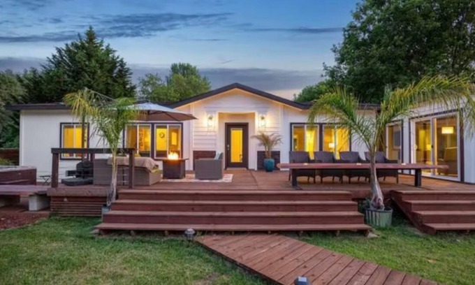 Monte Rio House | Mint To Be - Modern Farmhouse-Style, Dog Friendly