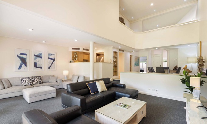 Port Douglas Villa | Mirage Resort Villa 420 with access to Sheraton Facilities