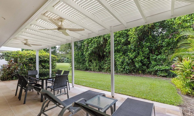 Port Douglas Villa | Mirage Resort Villa 456 with access to Sheraton Facilities
