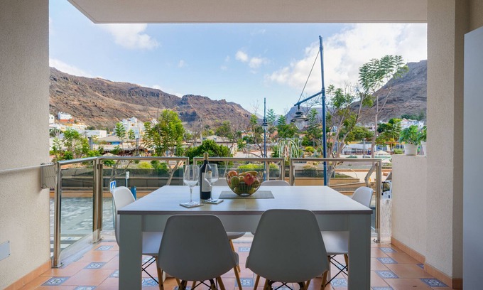 Playa de Mogan Ski Chalet | Miramar By CanariasGetaway