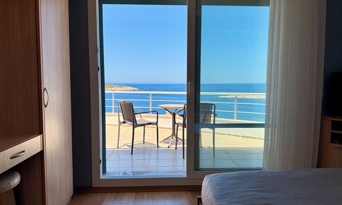 Karaburun Hotel | Miromara Hotel Karaburun