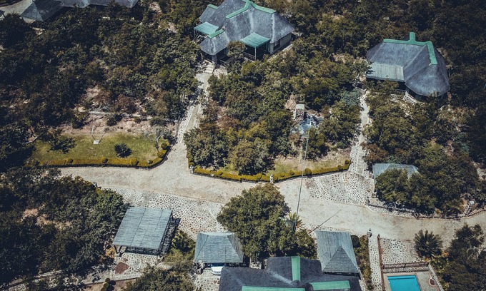 Mookgopong House | Mmakuba Private Game Lodge, Deluxe Chalet 9B